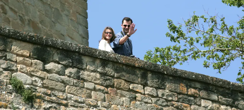 Felipe y Letizia visitan Sos del Rey Católico en su viaje de novios