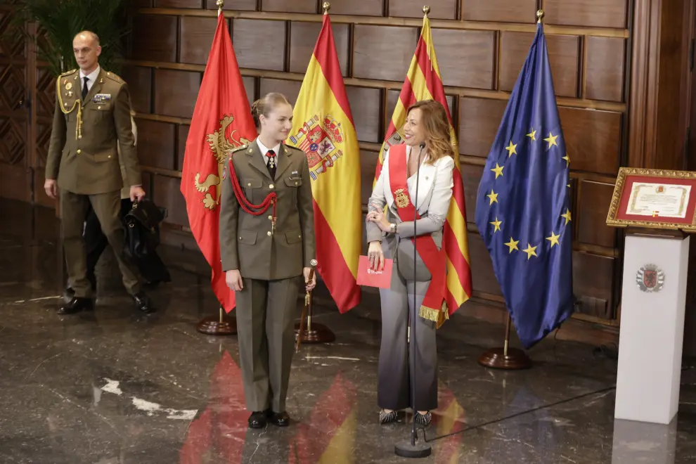 Homenaje a la princesa Leonor en el Ayuntamiento de Zaragoza
