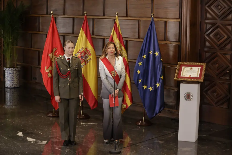 Homenaje a la princesa Leonor en el Ayuntamiento de Zaragoza