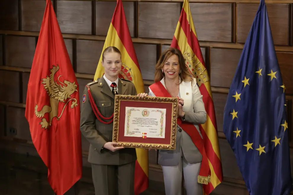 Homenaje a la princesa Leonor en el Ayuntamiento de Zaragoza