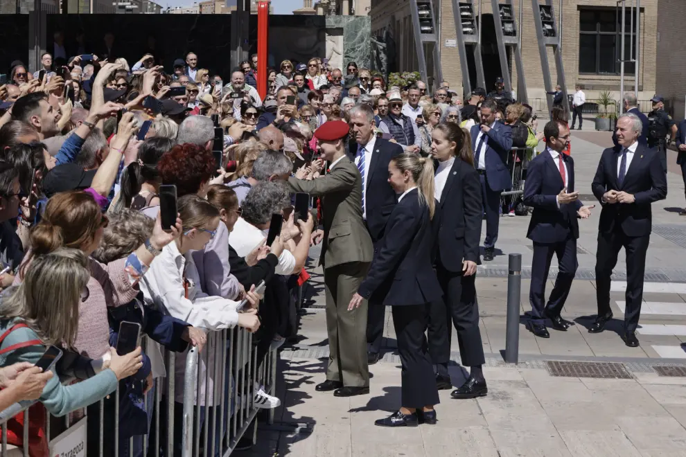 Pasillo a la princesa Leonor en su homenaje en Zaragoza