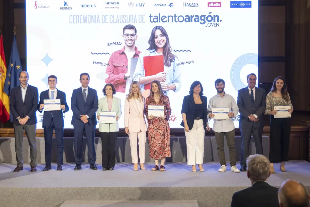 Clausura de la VIII edición de Aragón Talento Joven en sala de la Corona del Edificio Pignatelli de Zaragoza.