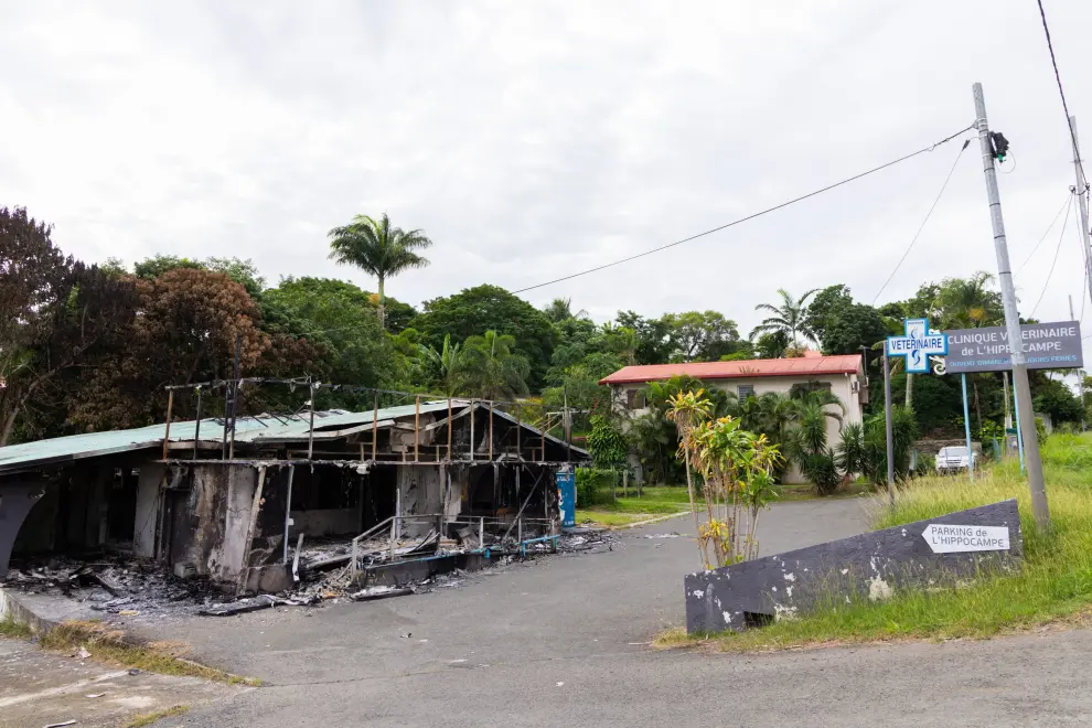 Los disturbios y la violencia continúan en la colonia francesa, Nueva Caledonia