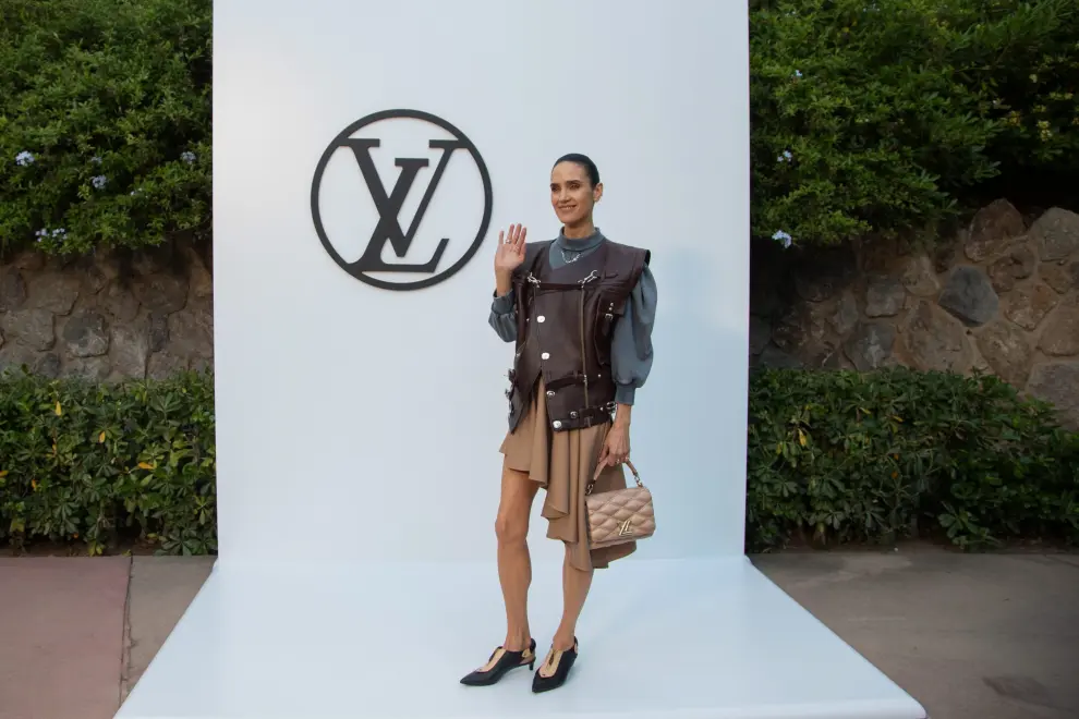 La actriz estadounidense Jennifer Connelly posa en la presentación de la colección 'Crucero 2025' de Louis Vuitton en Barcelona