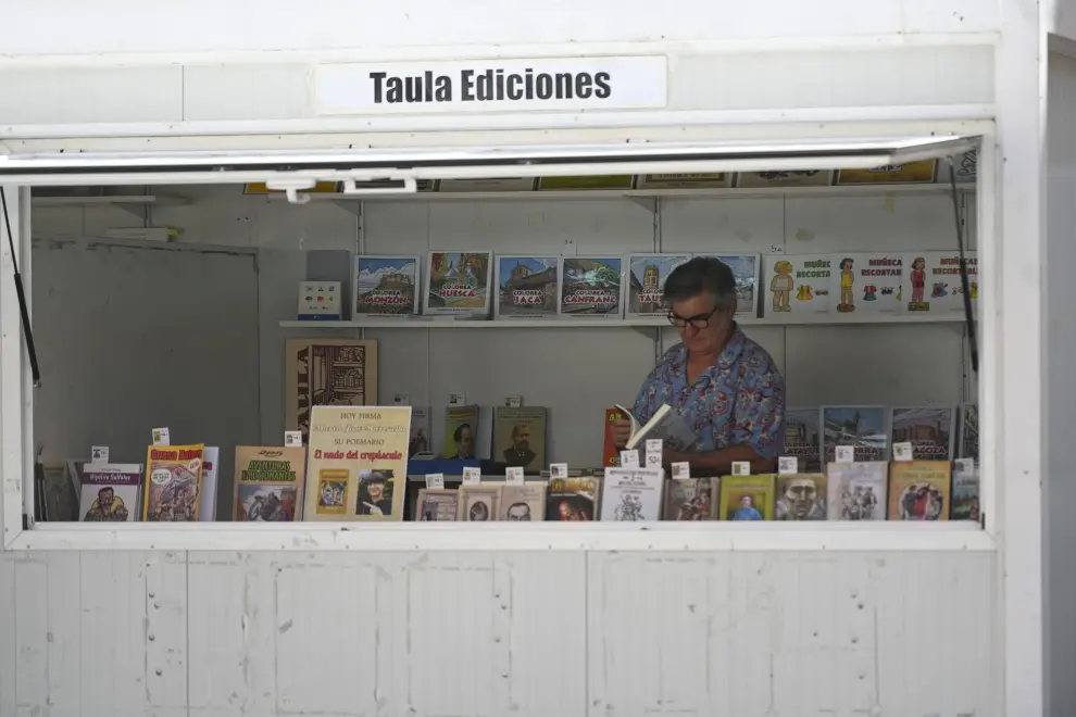 La Feria de Libro de Huesca anima a los lectores a acercarse a la plaza López Allué.