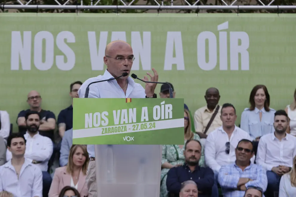 Elecciones europeas 2024: mitin del presidente de Vox, Santiago Abascal, en la plaza del Pilar de Zaragoza