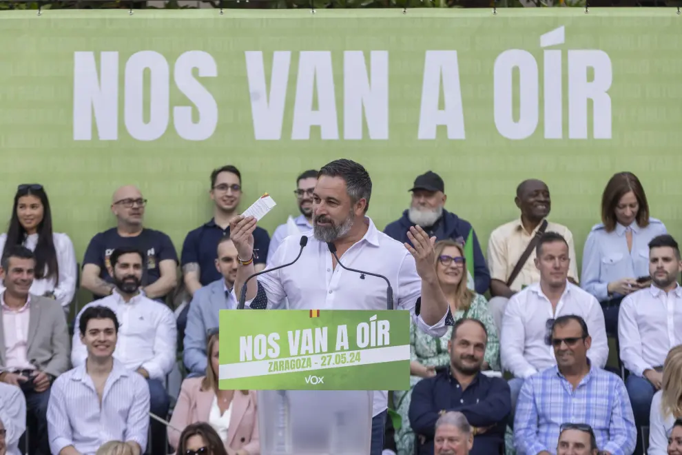 Elecciones europeas 2024: mitin del presidente de Vox, Santiago Abascal, en la plaza del Pilar de Zaragoza