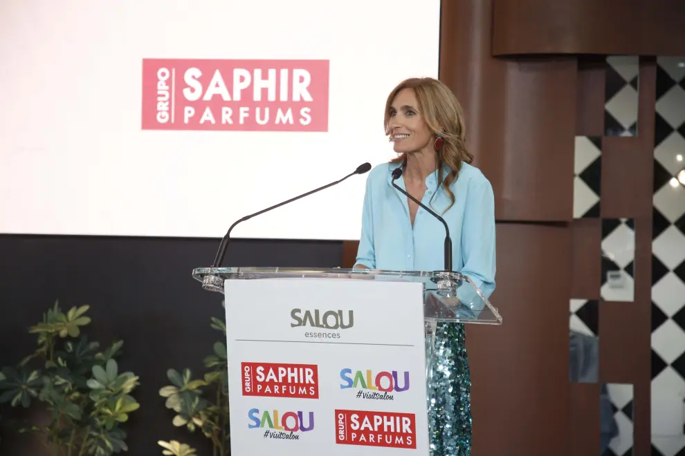 Presentación del perfume Saphir dedicado a Salou