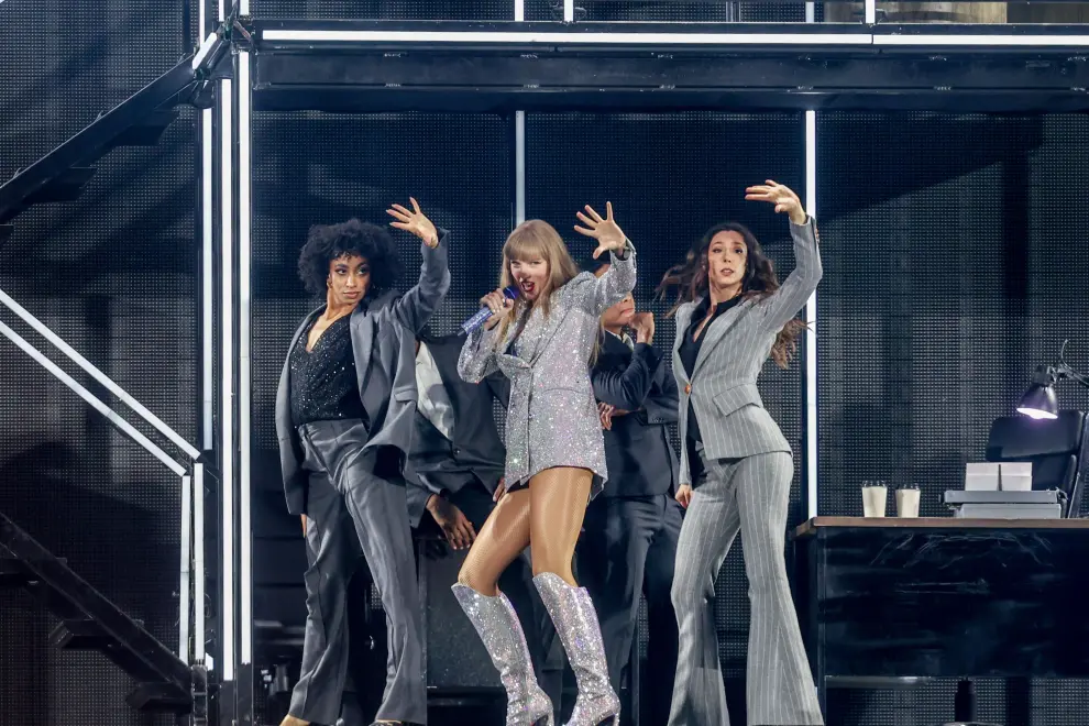 Concierto de Taylor Swift en Madrid: la cantante estadounidense desata la locura en el Santiago Bernabéu