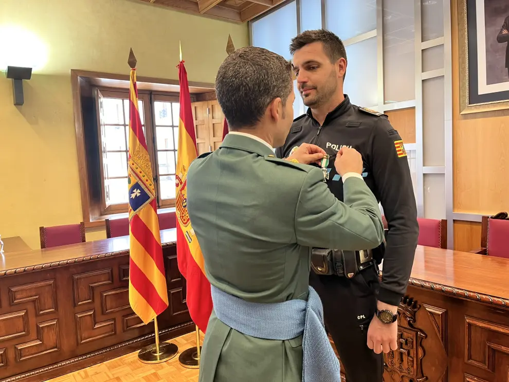 Entrega medallas mérito profesional Policía Local Jaca