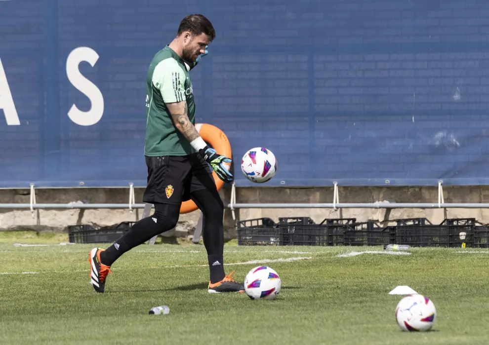 Entrenamiento del Real Zaragoza en la Ciudad Deportiva en la última semana de competición.