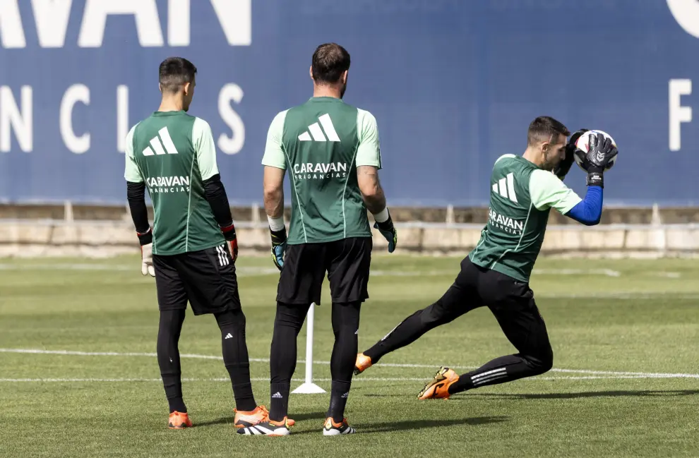 Entrenamiento del Real Zaragoza en la Ciudad Deportiva en la última semana de competición.