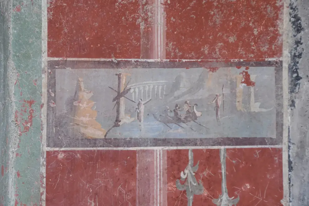 Las excavaciones que se están realizando en el Parque Arqueológico de Pompeya han sacado a la luz un "santuario" decorado con figuras femeninas que representan las cuatro estaciones junto a frescos con alegorías a la agricultura y el pastoreo.