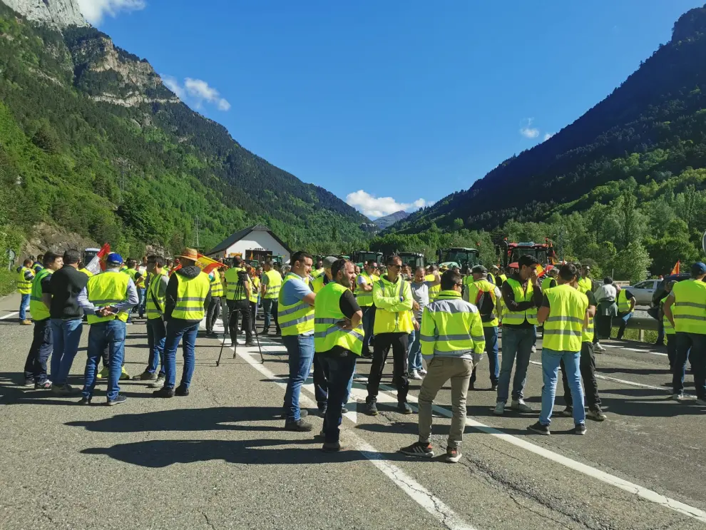 Protestas de los agricultores en Canfranc