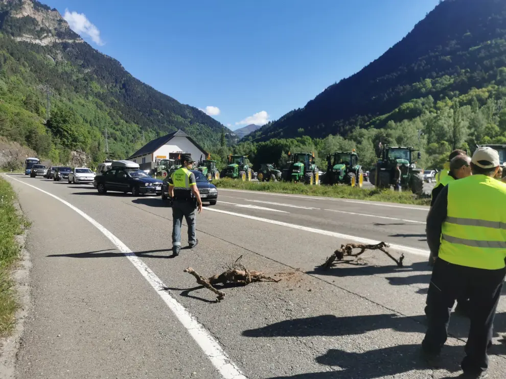 Protestas de los agricultores en Canfranc