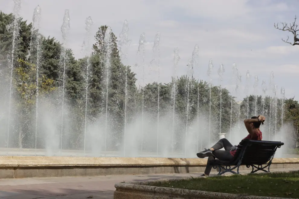 Jornada de calor en el Parque Grande de Zaragoza