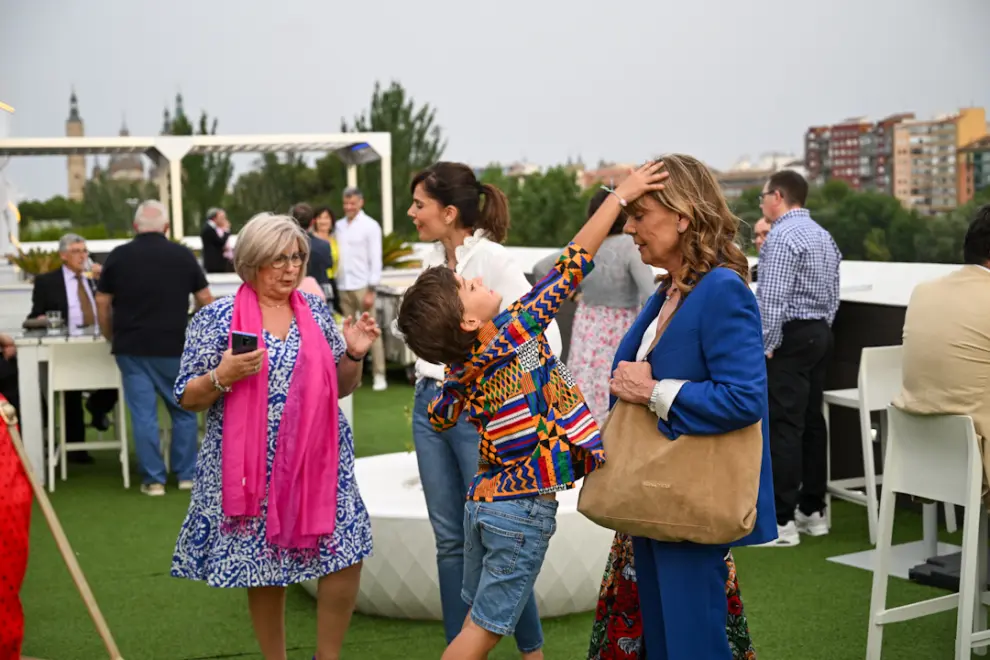 Gala de la Fundación Ilumináfrica en el restaurante Aura de Zaragoza