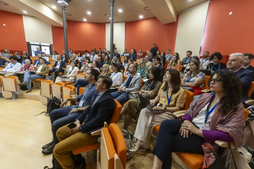 Fotos del congreso científico internacional sobre IA en Zaragoza