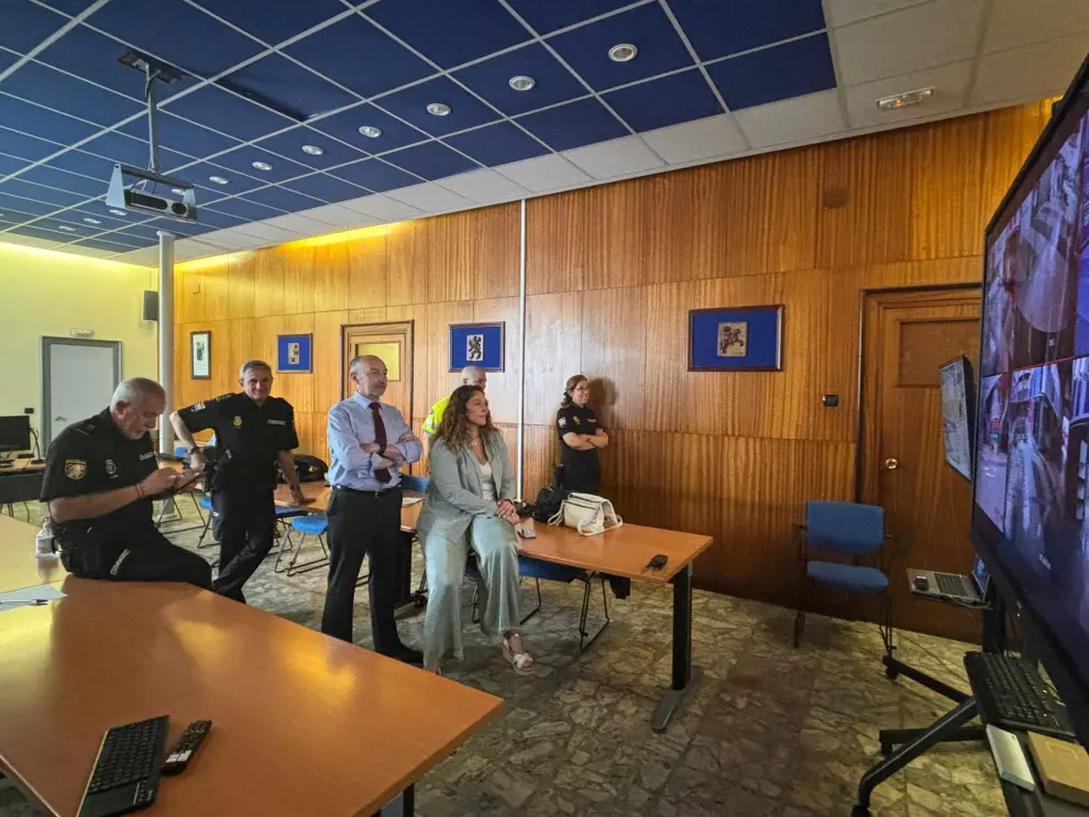 Simulacro de toma de rehenes en el centro comercial Plaza Imperial de Zaragoza