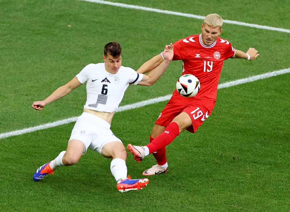 Eurocopa 2024: partido Eslovenia-Dinamarca, del grupo C, en el Stuttgart Arena