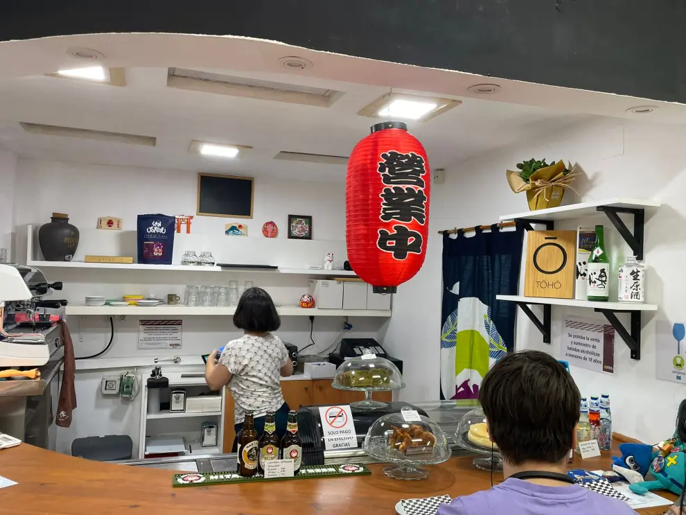 En esta cafetería se puede encontrar taiyakis, ramune y entre otros sabores nipones.