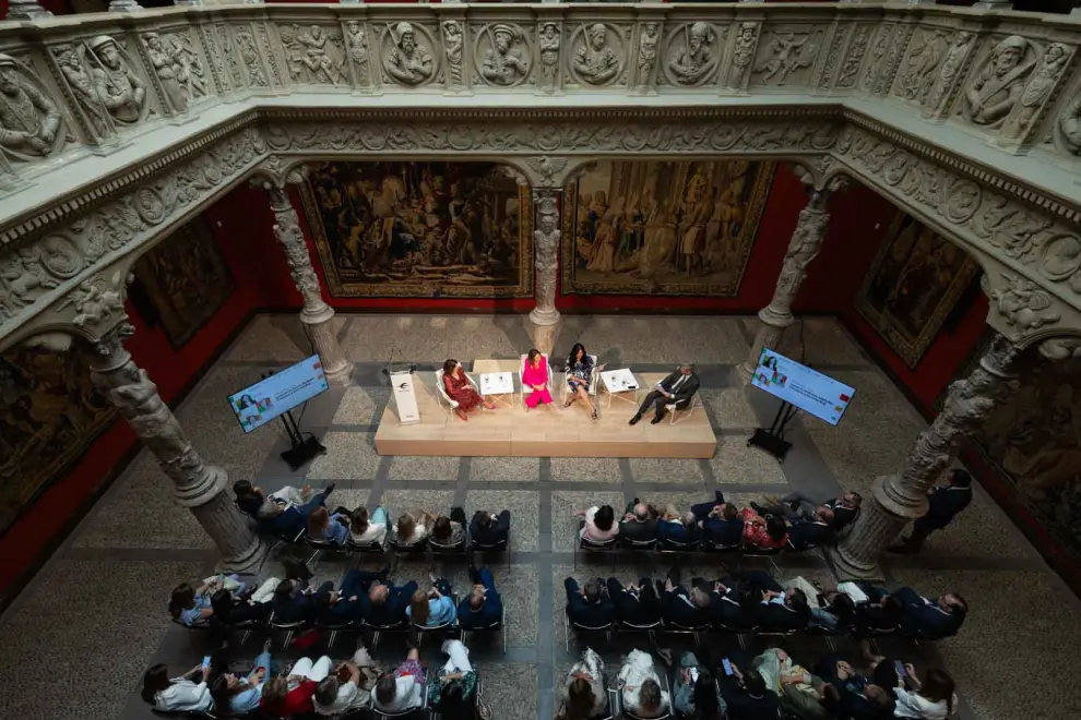 El evento, organizado por HERALDO, se ha celebrado en el Patio de la Infanta de Ibercaja.