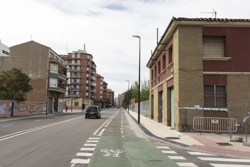 Es el único de Zaragoza que quedó dividido entre dos distritos distintos, Las Fuentes y San José.