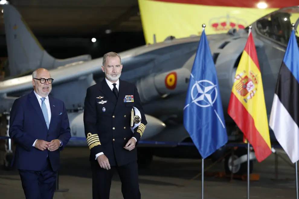 Visita de Felipe VI al portaeronaves Juan Carlos I en Tallin