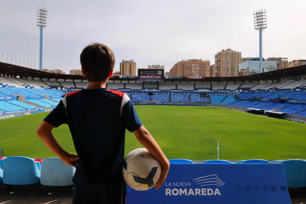 Últimas visitas al gol sur del campo de La Romareda en Zaragoza