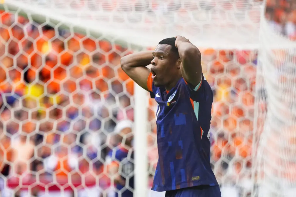 Denzel Dumfries of the Netherlands reacts after a missed chance to score during a round of sixteen match between Romania and the Netherlands at the Euro 2024 soccer tournament in Munich, Germany, Tuesday, July 2, 2024. (AP Photo/Manu Fernandez) [[[AP/LAPRESSE]]]