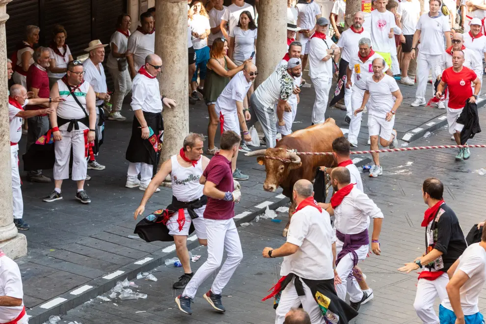 La Vaquilla de Teruel 2024: toros ensogados el lunes de fiestas por el centro de la ciudad