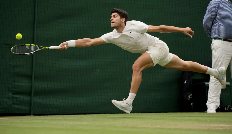 Cuartos de final de Wimbledon: Carlos Alcaraz vence al estadounidense Tommy Paul