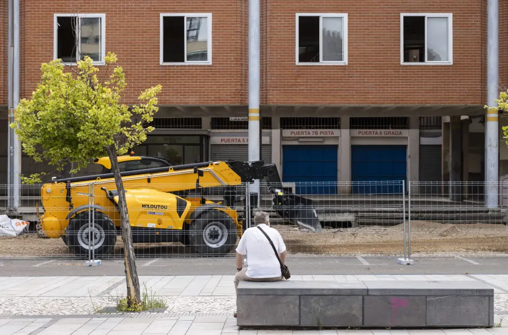 Las máquinas trabajan ya en el entorno de la antigua gerencia de Urbanismo y el Cubo