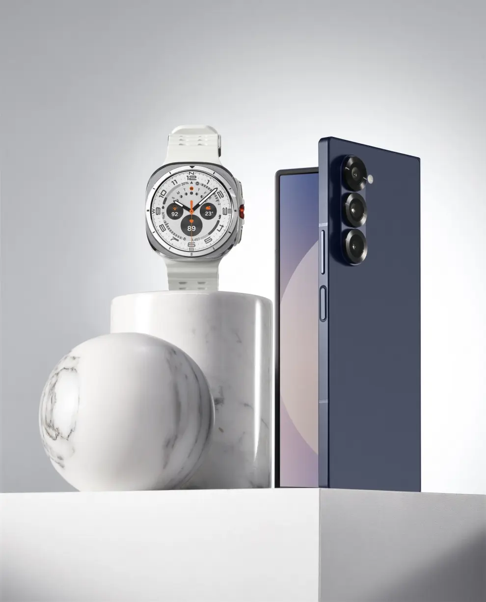 Fotos de la nueva galaxia de Samsung: Z Flip 6, Z Fold 6, Watch 6, Watch Ultra y los nuevos auriculares