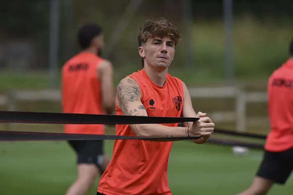 Primer entrenamiento de la SD Huesca.