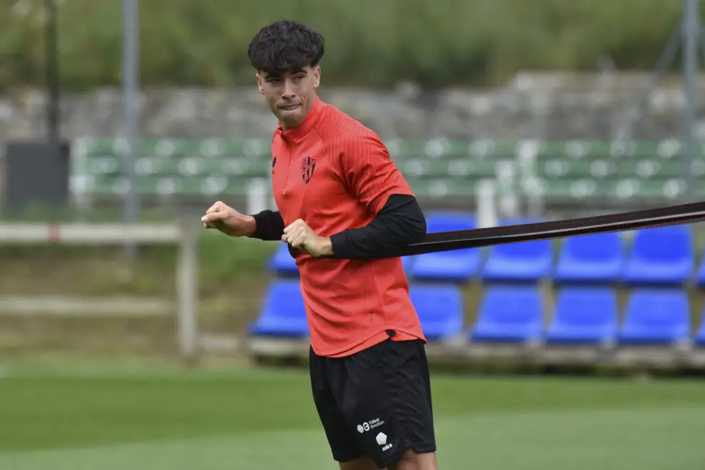 Primer entrenamiento de la SD Huesca.