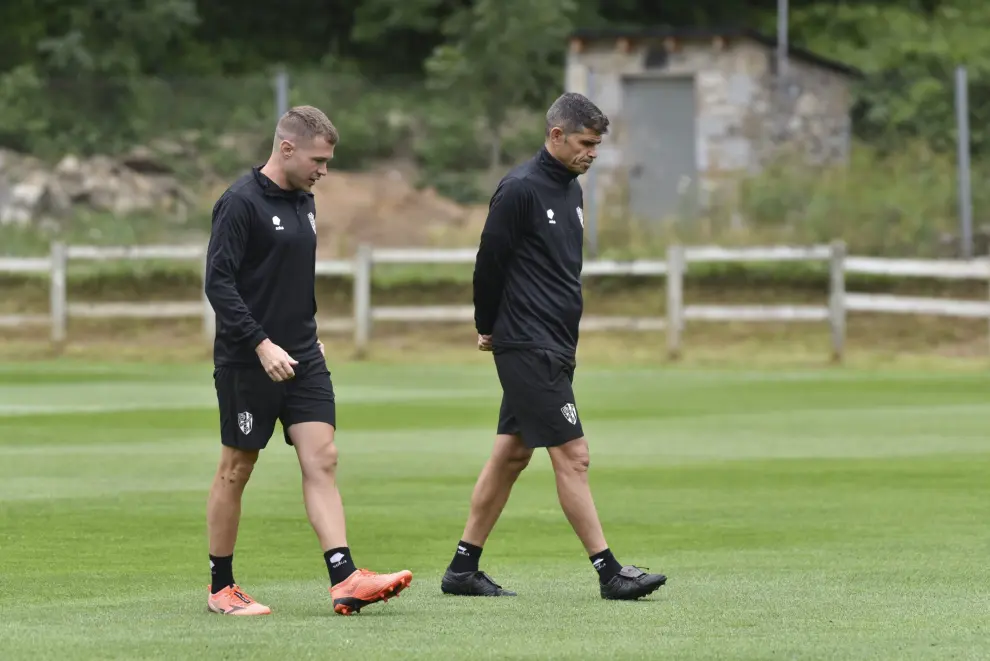 Primer entrenamiento de la SD Huesca.