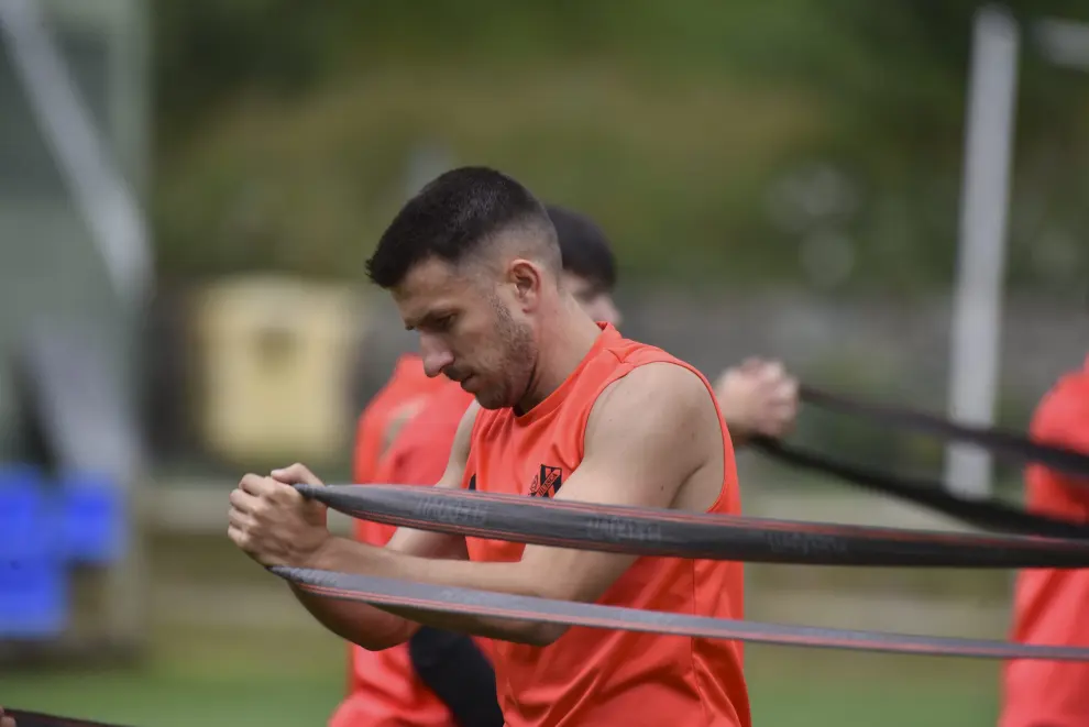 Primer entrenamiento de la SD Huesca.