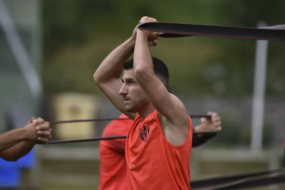 Primer entrenamiento de la SD Huesca.