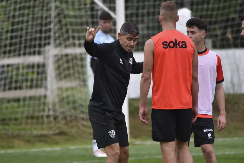 Primer entrenamiento de la SD Huesca.