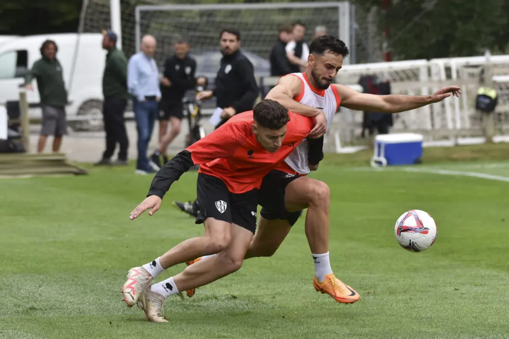 Primer entrenamiento de la SD Huesca.