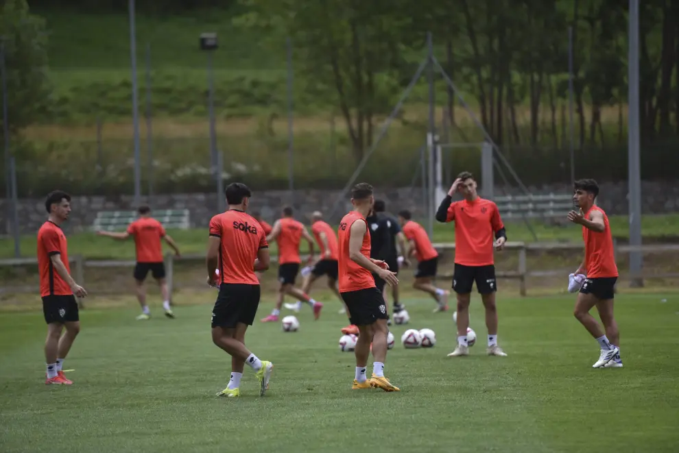 Primer entrenamiento de la SD Huesca.