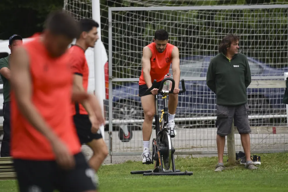 Primer entrenamiento de la SD Huesca.