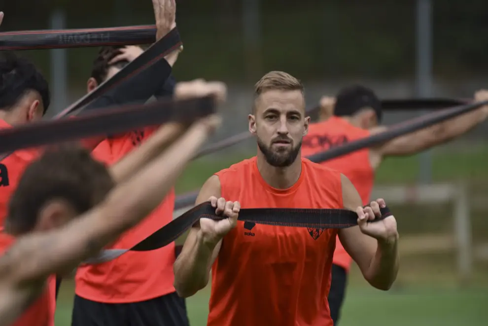 Primer entrenamiento de la SD Huesca.