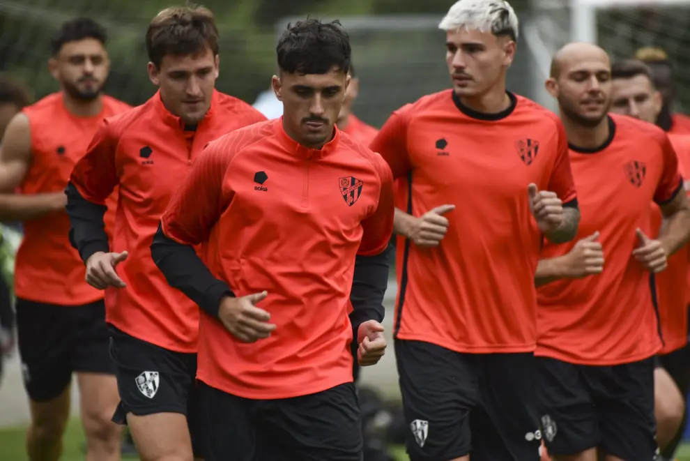 Primer entrenamiento de la SD Huesca.