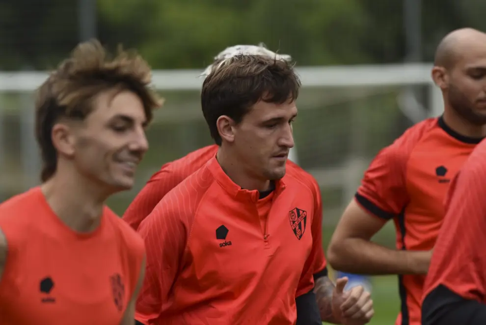 Primer entrenamiento de la SD Huesca.