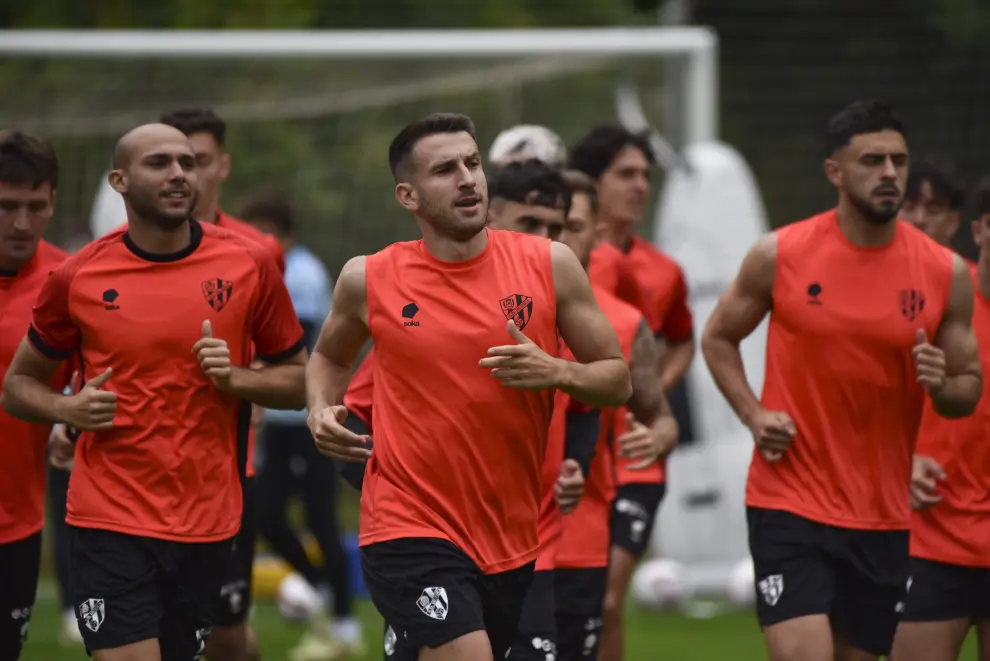 Primer entrenamiento de la SD Huesca.