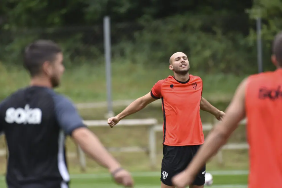 Primer entrenamiento de la SD Huesca.