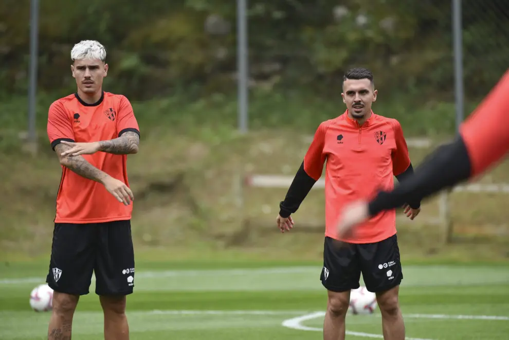 Primer entrenamiento de la SD Huesca.