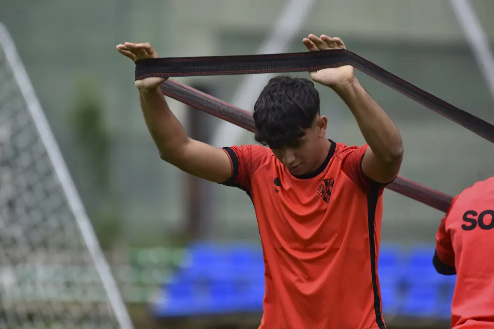 Primer entrenamiento de la SD Huesca.